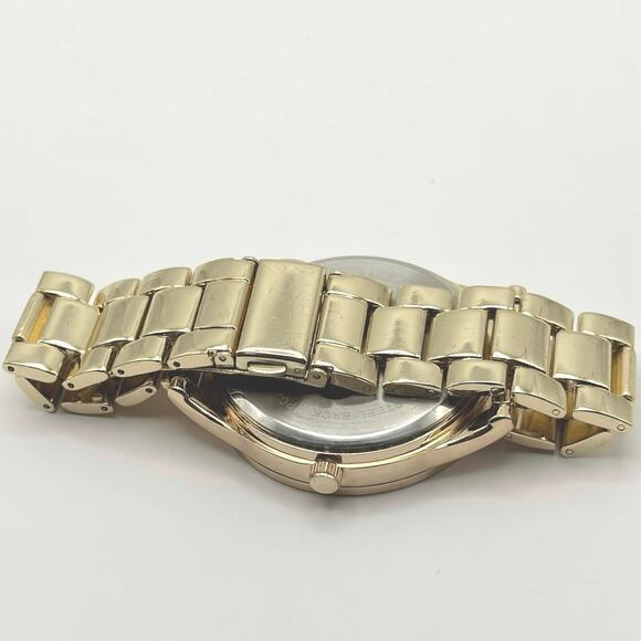 Gold Retro Men’s Watch - Picture 4 of 4